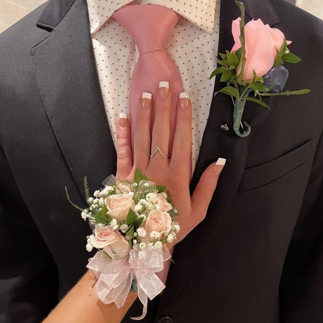 Corsage and Boutonniere Set